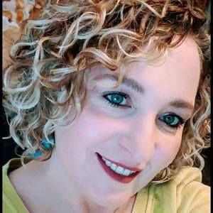 Meet your Posher, Clara